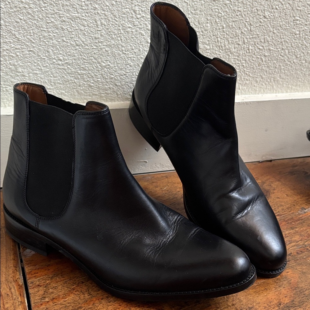 Aquatalia Black Leather Ankle Boots